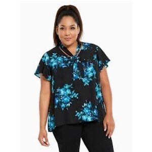 Torrid Floral Tie Neck Blouse